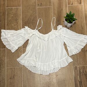 Elodie off shoulder top